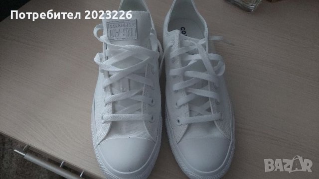 Кецове Converse 41.5, UK 8, снимка 1 - Кецове - 46016619