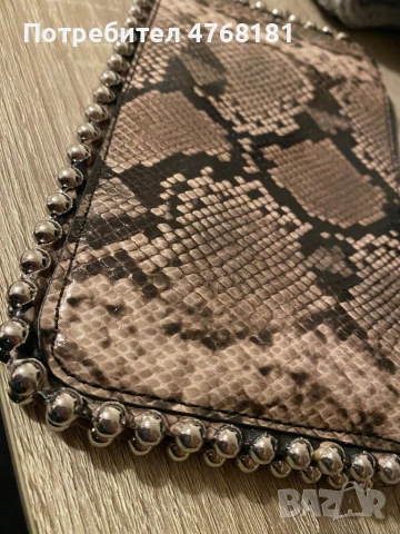 Змийски принт - клъч 