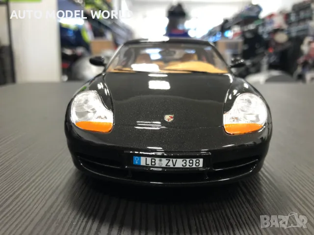 Метална колекционерска количка BBURAGO PORSCHE 996 1:18 НОВА, снимка 4 - Колекции - 46970437