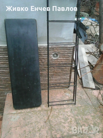 Стара етажерка от соца, снимка 2 - Други ценни предмети - 53899639