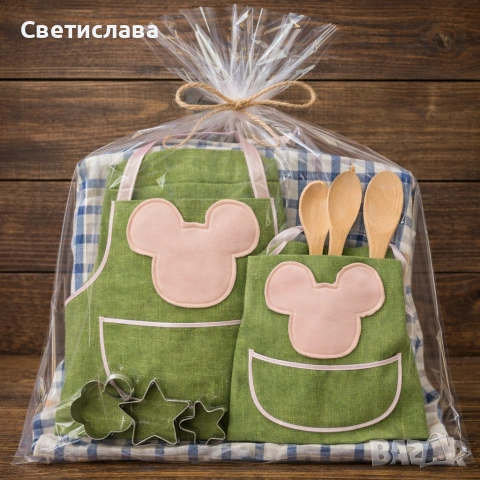 подарък престилки, лъжици, хавлии и форми