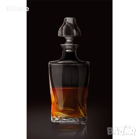 Елегантна кристална гарафа – стил и изисканост до всяка чаша