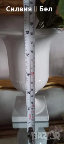 Ваза на крак бял класицизъм Фюрстенберг 1950, снимка 8 - Вази - 51120917