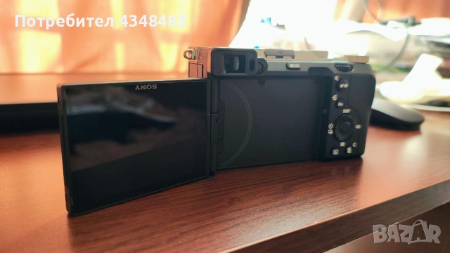 Фотоапарат Sony a7c сребрист, снимка 5 - Фотоапарати - 53531103