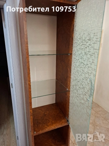 Витрина 191/40/40cm, снимка 4 - Секции и витрини - 53380414