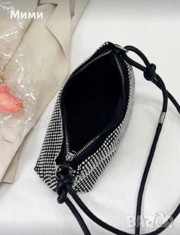 Дамска чанта с камъчета, снимка 4 - Чанти - 52334037