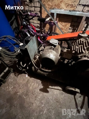 Компресор УК25, снимка 6 - Други машини и части - 51671118