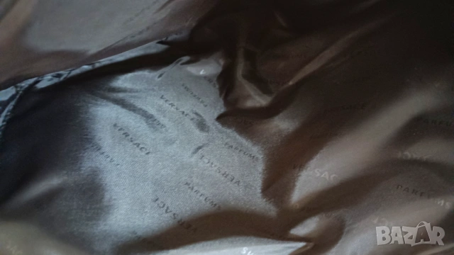 Versace оригинал, снимка 5 - Чанти - 53358194