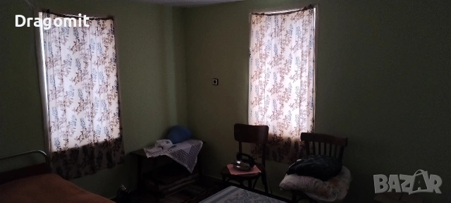 Къща с двор и плевня в кв. на гр. Трявна , снимка 15 - Къщи - 53975812