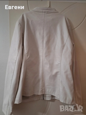 Кожено яке Bata, снимка 4 - Якета - 51567914