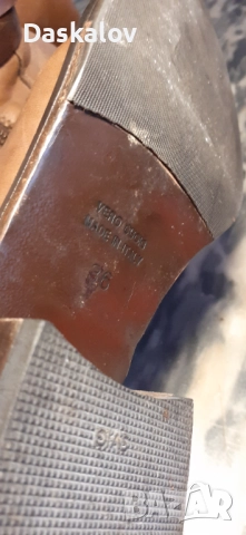 Продавам дамски италиански ботуши естествена кожа!, снимка 8 - Дамски ботуши - 51710172