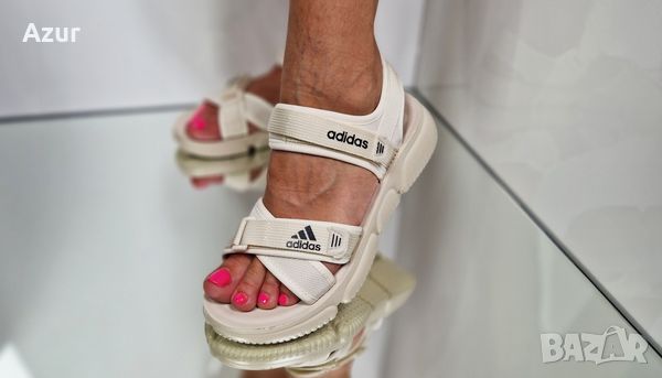 Дамски сандали Adidas Реплика ААА+  , снимка 3 - Сандали - 46476652