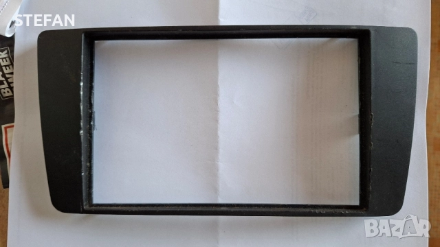 Декоративна рамка+ISO букса ++