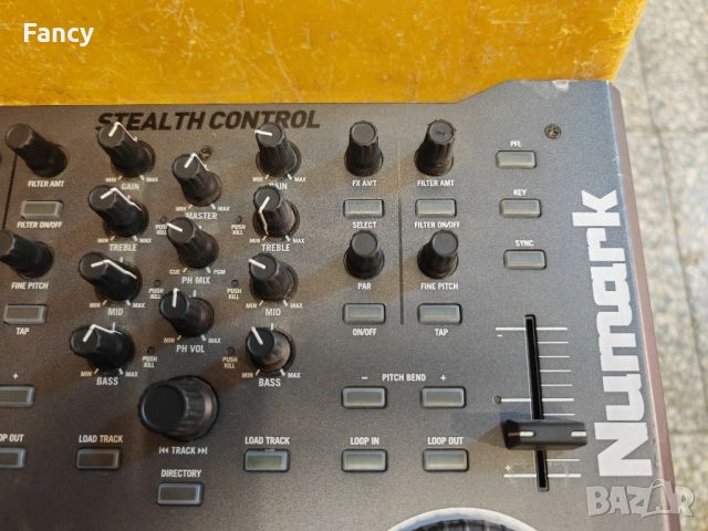 DJ пулт Numark Stealth control, снимка 2 - Ресийвъри, усилватели, смесителни пултове - 46766848