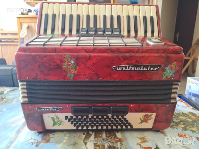 Акордеон Велтмайстер Стела 60баса , снимка 2 - Акордеони - 51080321