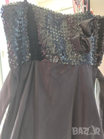 Продавам рокля С/М, снимка 2 - Рокли - 50675644