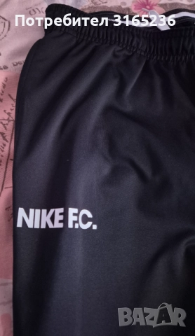 Оригинална долница Nike, снимка 4 - Спортни дрехи, екипи - 52860247