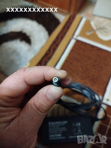 Адаптор 12v 2 A , снимка 2 - Друга електроника - 53301712