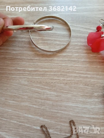 продавам дамски бижута , снимка 6 - Колиета, медальони, синджири - 51368300