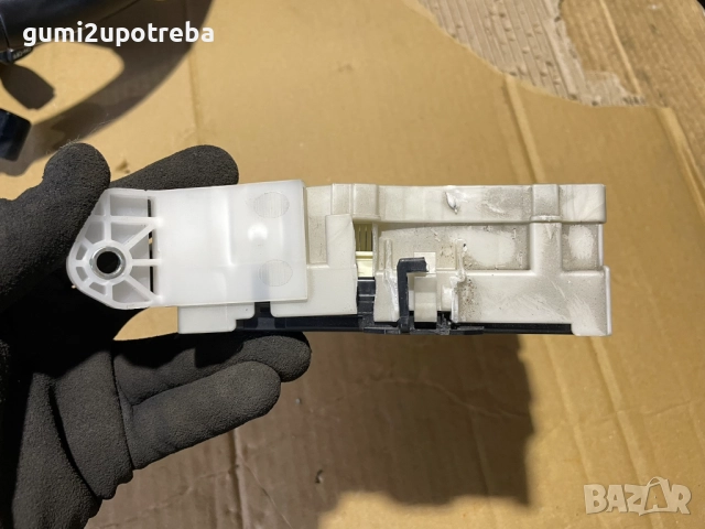 Кутия за Бушони 88281CA530 Toyota GT86 2018 Subaru BRZ, снимка 7 - Части - 52472020