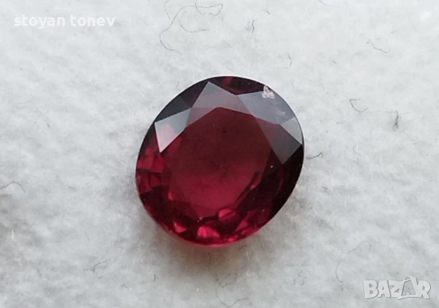 Естествен рубин с лилавеещо червено и тегло 0.85кт! Сертификат! Нов!, снимка 11 - Други - 47297955