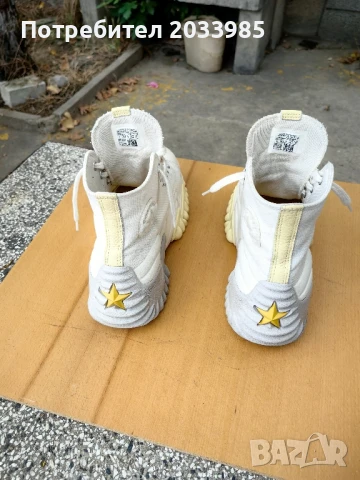 Кецове Konverse номер 42 , снимка 4 - Маратонки - 50736631