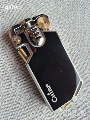 Бензинова запалка CHIEF ,три цвята ,подаръчна кутия, снимка 14 - Запалки - 52391031