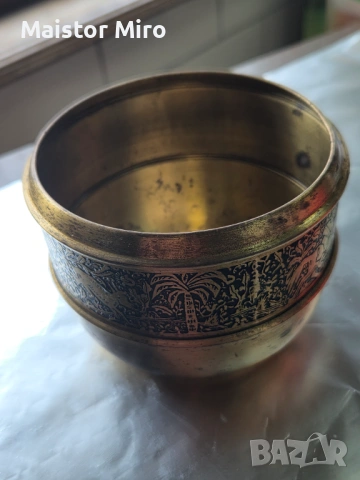 Старина автентична месингови купа,ръчна изработка от Индия период 1950г-1970г.Предметът е в отлично,, снимка 4 - Антикварни и старинни предмети - 53570430