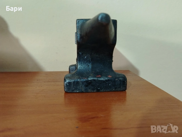 Стара малка наковалня от Германия 3кг., снимка 3 - Други ценни предмети - 54186642