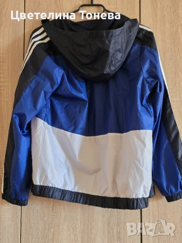 Яке Adidas , снимка 2 - Детски якета и елеци - 51847430