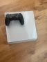 Продавам ps4 със джойтсик и акаунт, снимка 6
