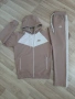 Дамски екипи Nike, снимка 1