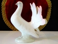 Порцеланова статуетка,фигура Гълъб на Lippelsdorf 1877 г. , снимка 2