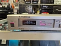 Качествен стерео тунер Grundig T 7200 В отлично техническо и визуално състояние., снимка 4