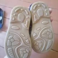 Продавам, снимка 2 - Детски сандали и чехли - 45156815