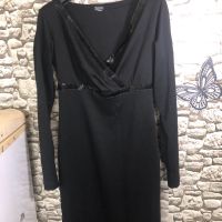 Черна рокля , снимка 1 - Рокли - 45458781