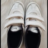Детски маратонки Nike №28 , снимка 9 - Детски маратонки - 45219542