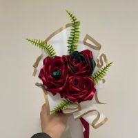 Букет от сатенени рози, снимка 4 - Изкуствени цветя - 45530743