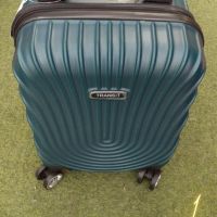 Стилен куфар с колелца за ръчен багаж с твърдо покритие 40/30/20см, снимка 10 - Куфари - 45470511
