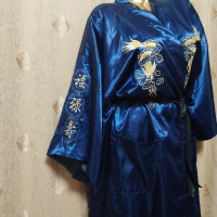 XL/XXL Синьо сатенено /халат /кимоно с бродерия дракон , снимка 14 - Нощници - 45011502