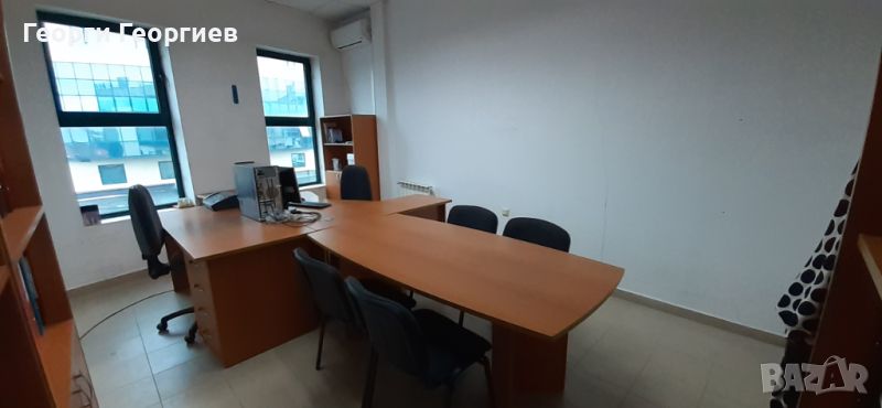 Напълно обзаведен офис за продажба в Хасково, снимка 1