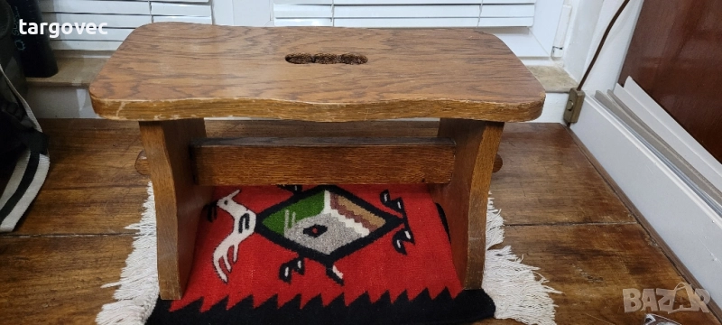малко масивно Дъбово столче, снимка 1