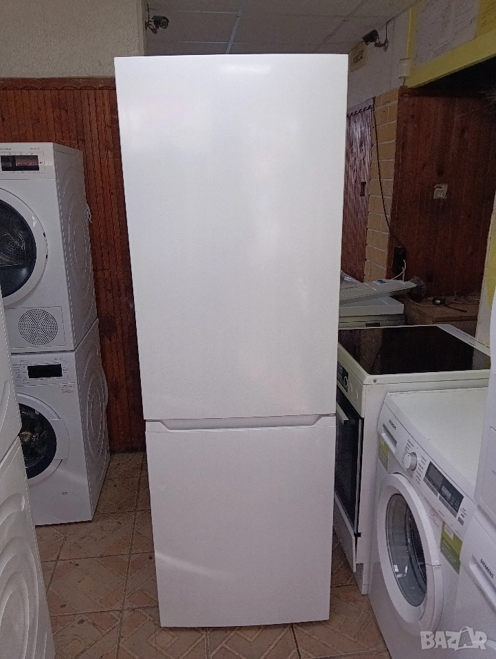 Чисто нов комбиниран хладилник с фризер с две години гаранция!, снимка 1