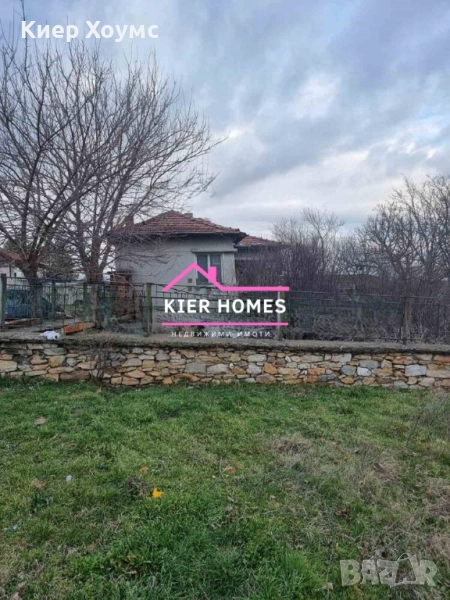 Двуетажна къща в село Добрич,общ. Димитровград,обл. Хасково, снимка 1