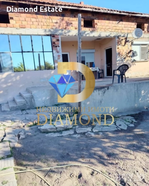 Едноетажна къща в село Целина, общ. Чирпан, снимка 1