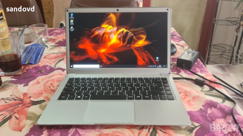 лаптоп TRAKSTOR A13B цена 100лв, снимка 1