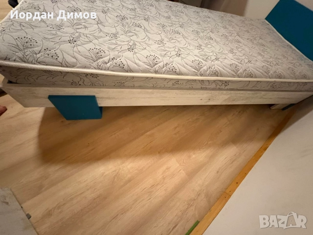 Продавам единично легло с матрак, снимка 7 - Спални и легла - 52013932