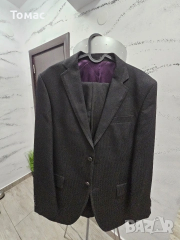 Продавам мъжки костюм 