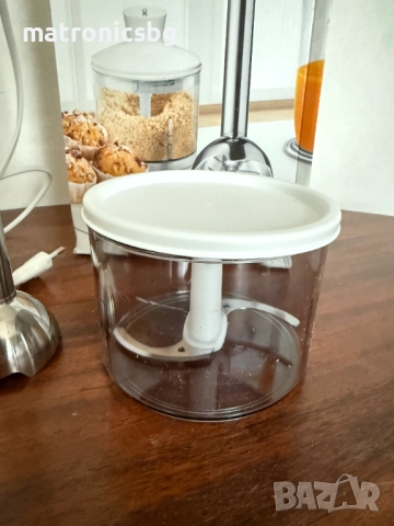 Пасатор Bosch 350 W, снимка 3 - Чопъри и пасатори - 52043666