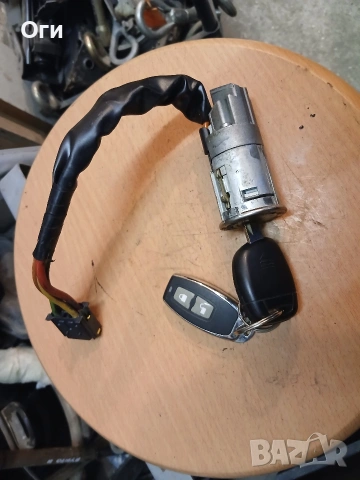 Контактен ключ за Рено Клио 01-05г., снимка 2 - Части - 53963346